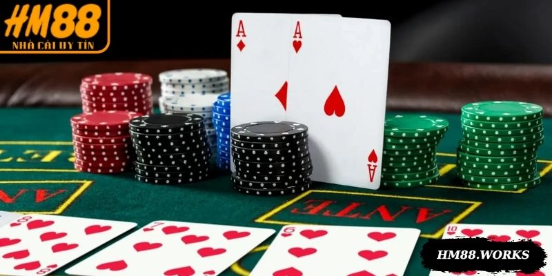 Vị trí trên bàn tạo nên thế mạnh trong cách chơi poker online